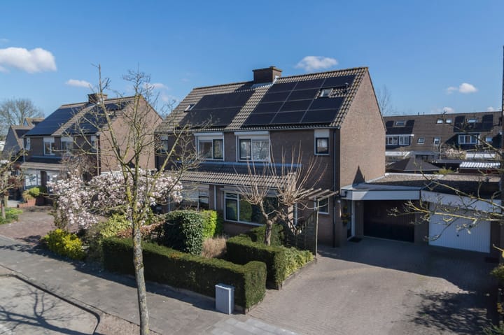 Foto 1 van Hoveniersberg 97