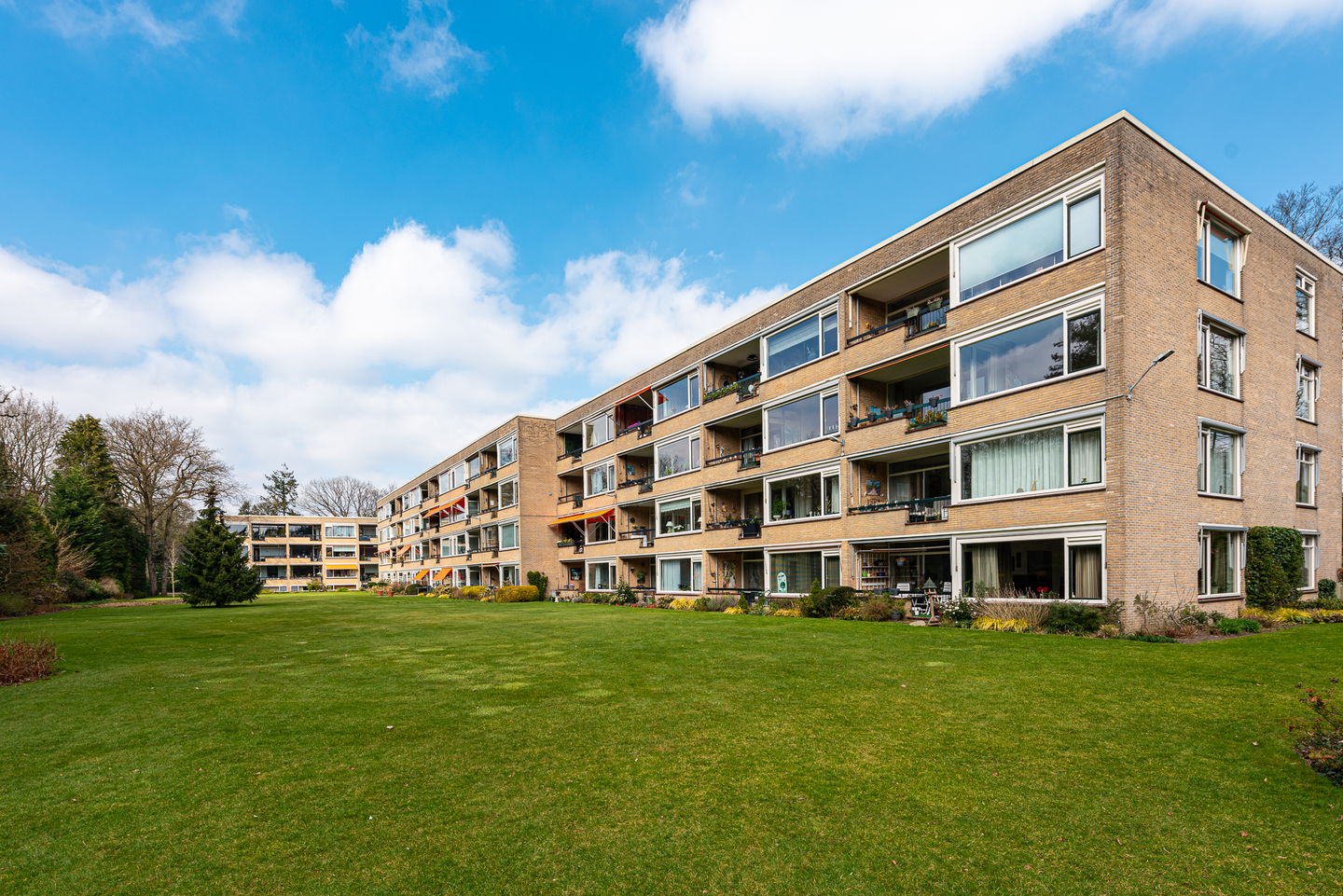 Foto 1 van Luitenant Generaal van Heutszlaan 36