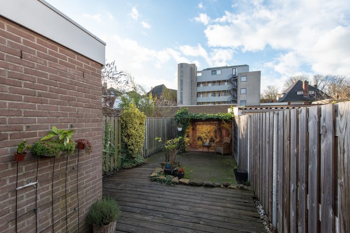 Foto 28 van Tuinstraat 11