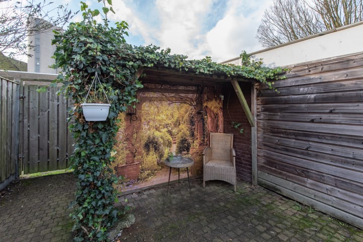 Foto 30 van Tuinstraat 11