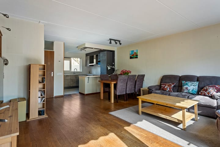 Foto 9 van Tirolstraat 148