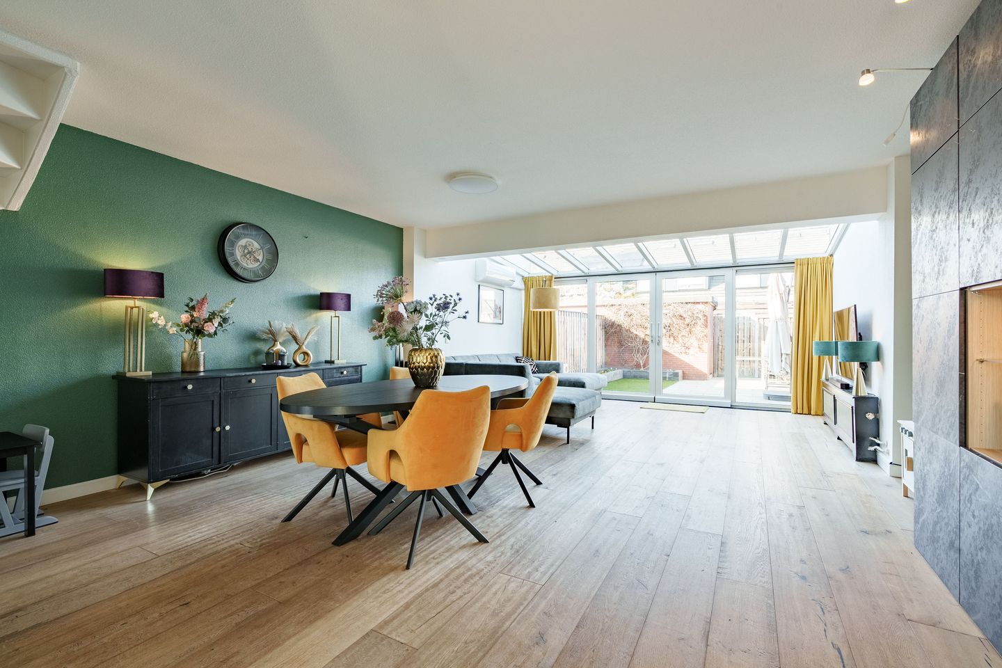 Photo 4 of Herman de Manhove 88