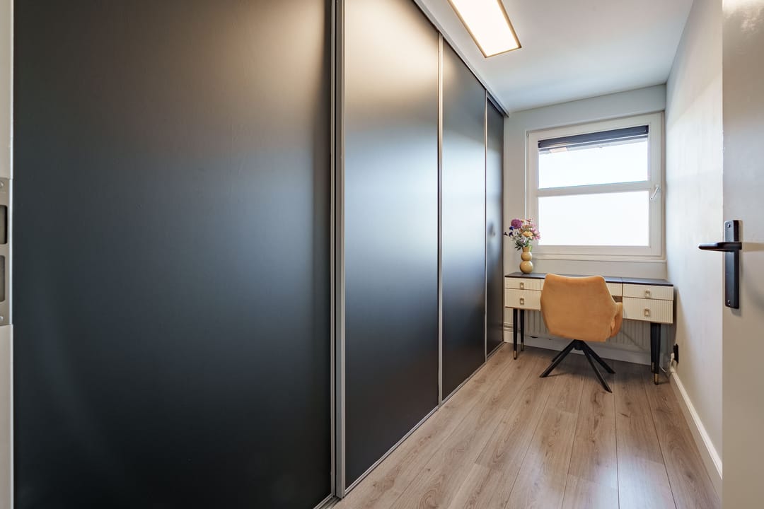 Photo 16 of Herman de Manhove 88