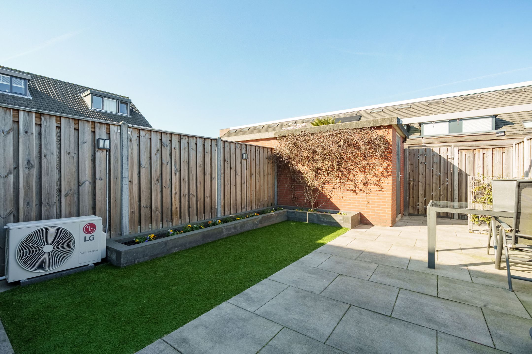 Photo 24 of Herman de Manhove 88