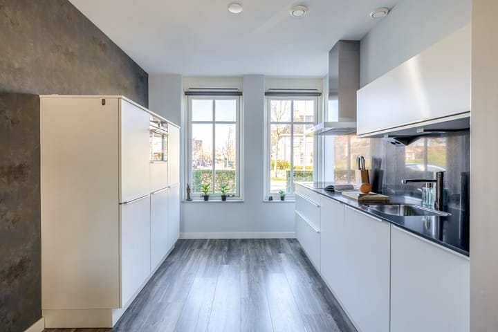 Foto 12 van Bloemenweg 19-A