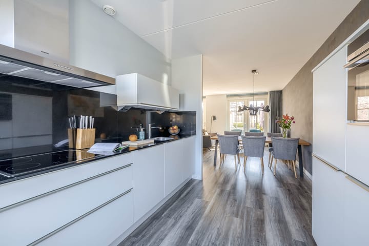 Foto 14 van Bloemenweg 19-A