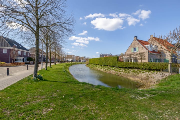 Foto 31 van Bloemenweg 19-A