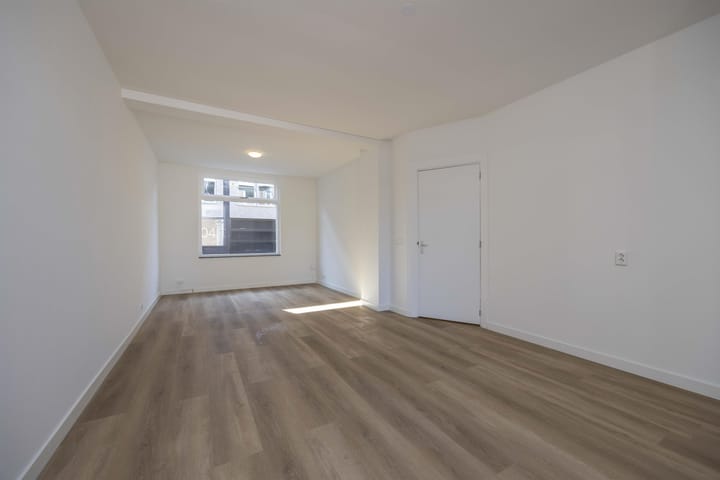 Foto 3 van Van Doorenstraat 5