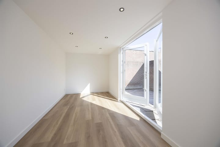 Foto 8 van Van Doorenstraat 5