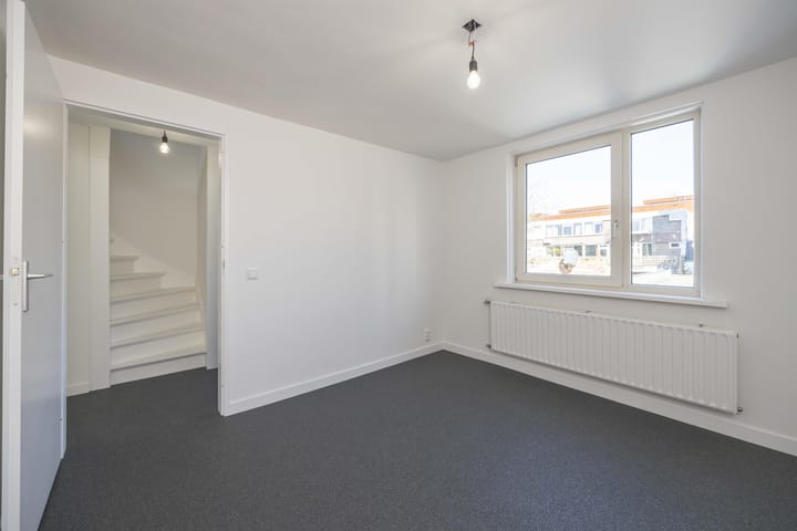 Foto 16 van Van Doorenstraat 5