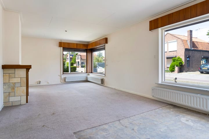 Foto 10 van Mgr. de Backerestraat 1