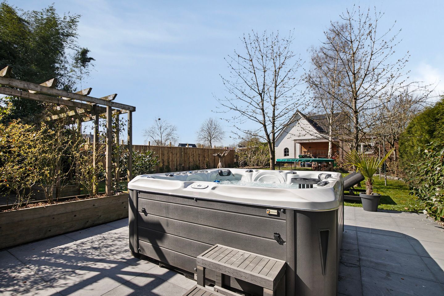 Foto 49 van Grotestraat 46