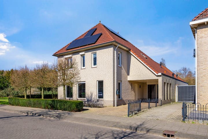 Photo 42 of Heiligenbos 81