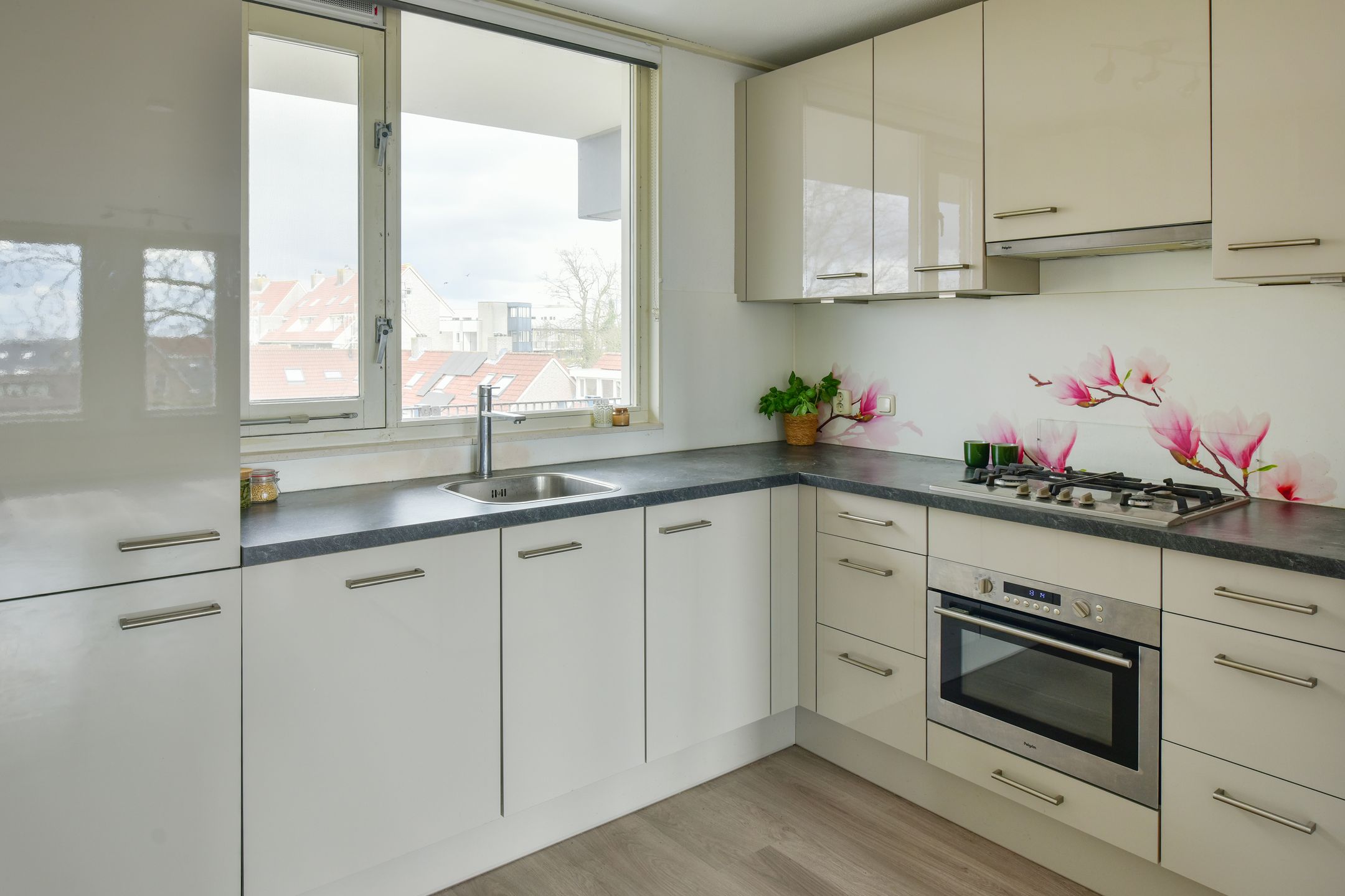 Photo 3 of Schans 164