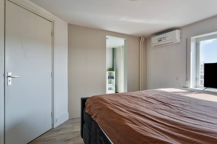 Foto 24 van Jan van der Leestraat 8