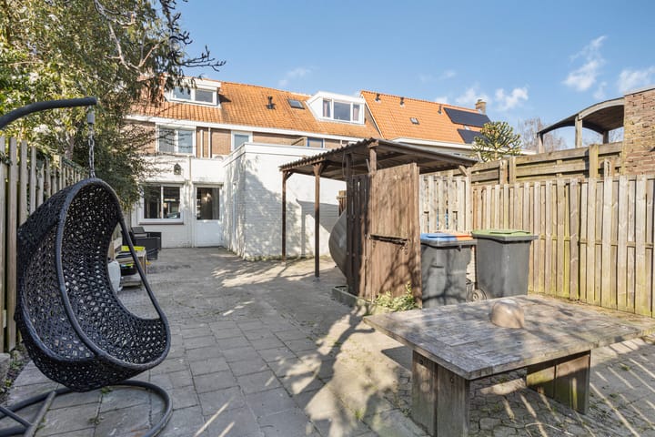 Foto 38 van Jan van der Leestraat 8