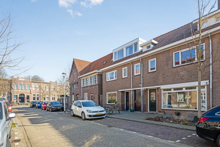 Foto 41 van Jan van der Leestraat 8