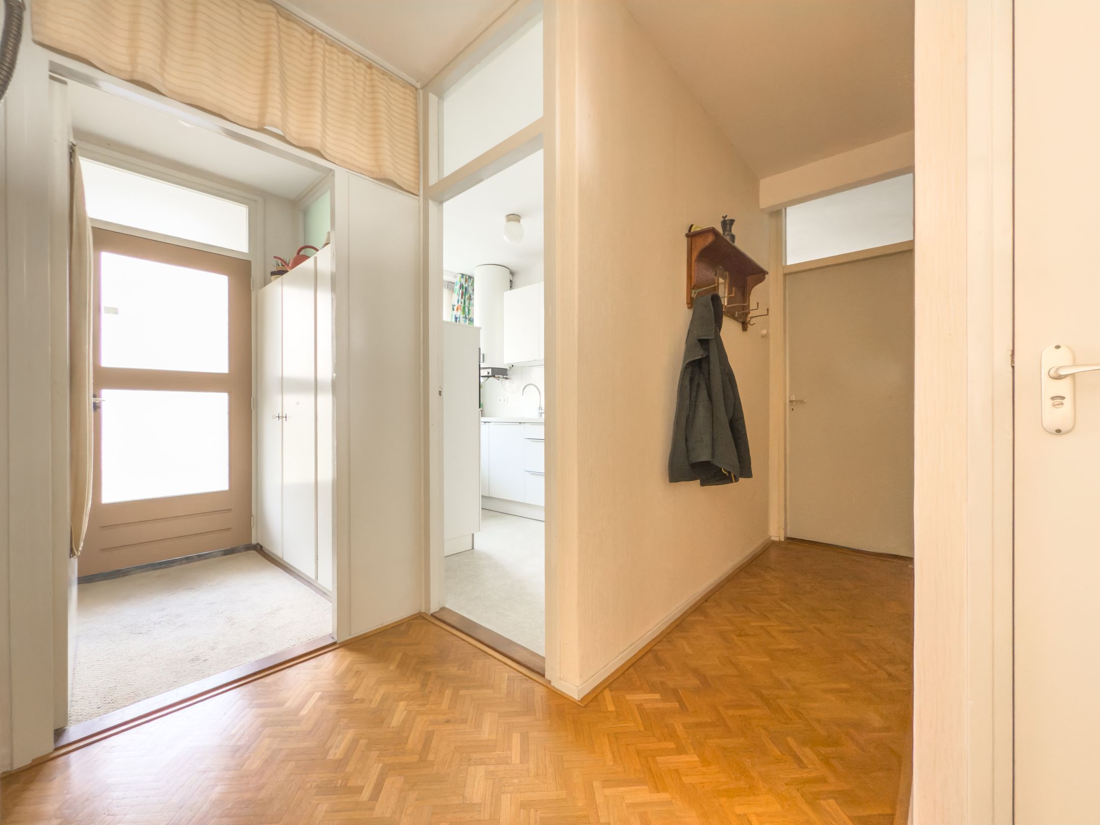 Photo 3 of Schipbeekstraat 138