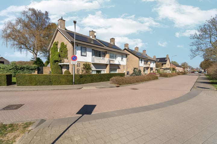 Foto 2 van Sportlaan 2