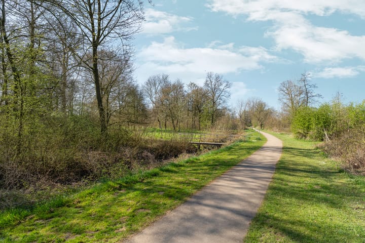 Foto 64 van Sportlaan 2