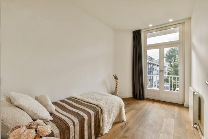 Foto 10 van Zomerdijkstraat 23-2