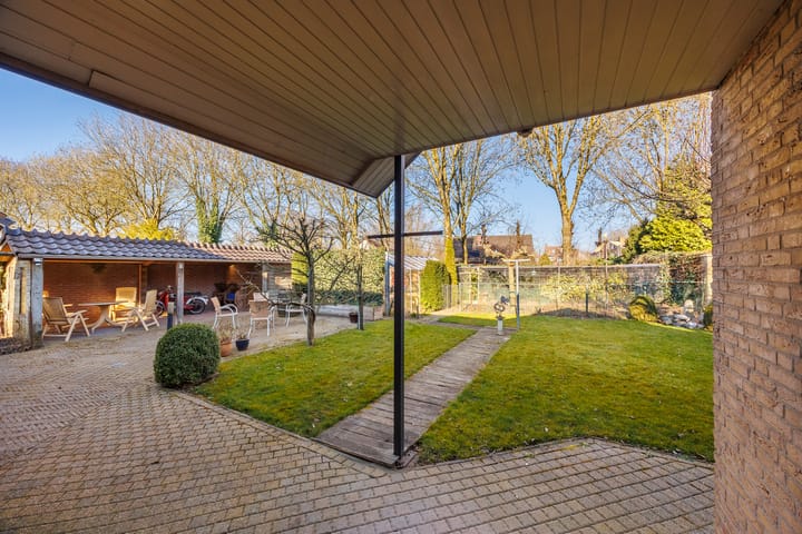 Foto 2 van Houtgraveur 2