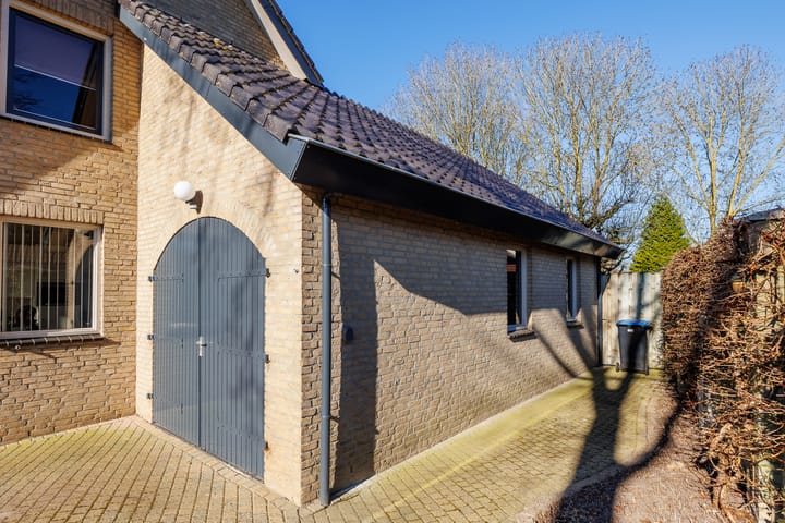 Foto 50 van Houtgraveur 2