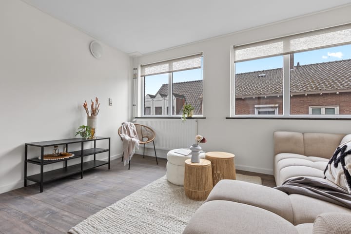 Foto 14 van Langestraat 23-B