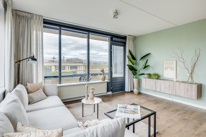 Foto 7 van Linschotensingel 1-HA