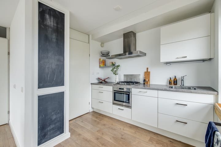 Foto 11 van Linschotensingel 1-HA