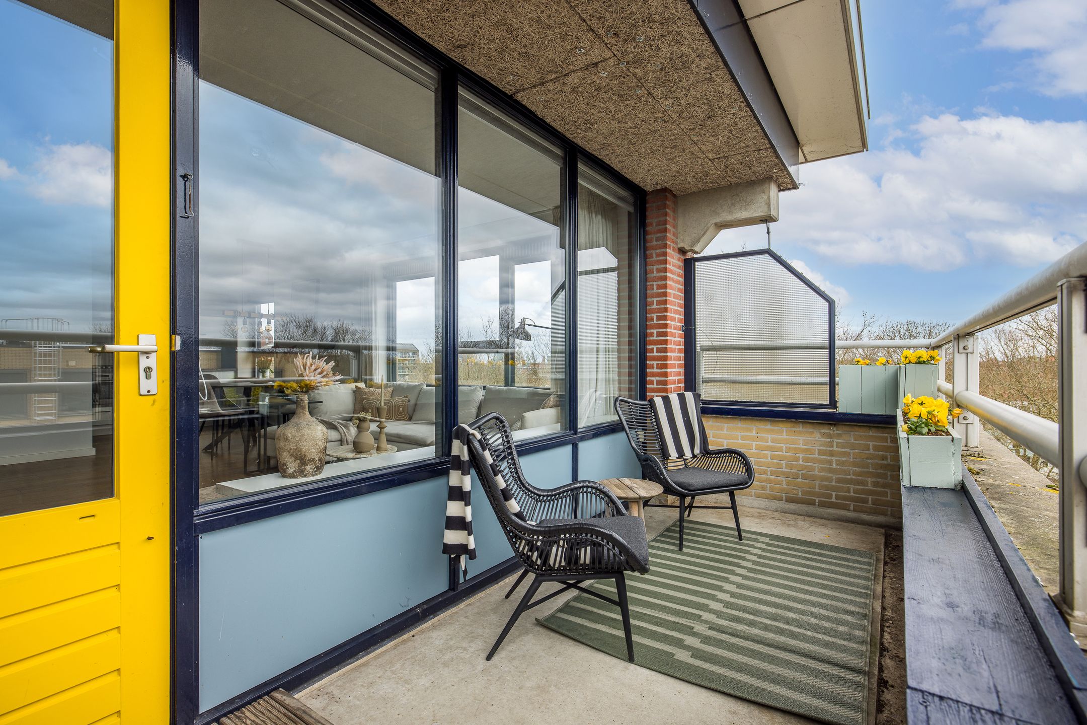 Foto 15 van Linschotensingel 1-HA