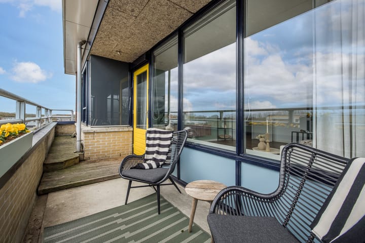 Foto 17 van Linschotensingel 1-HA