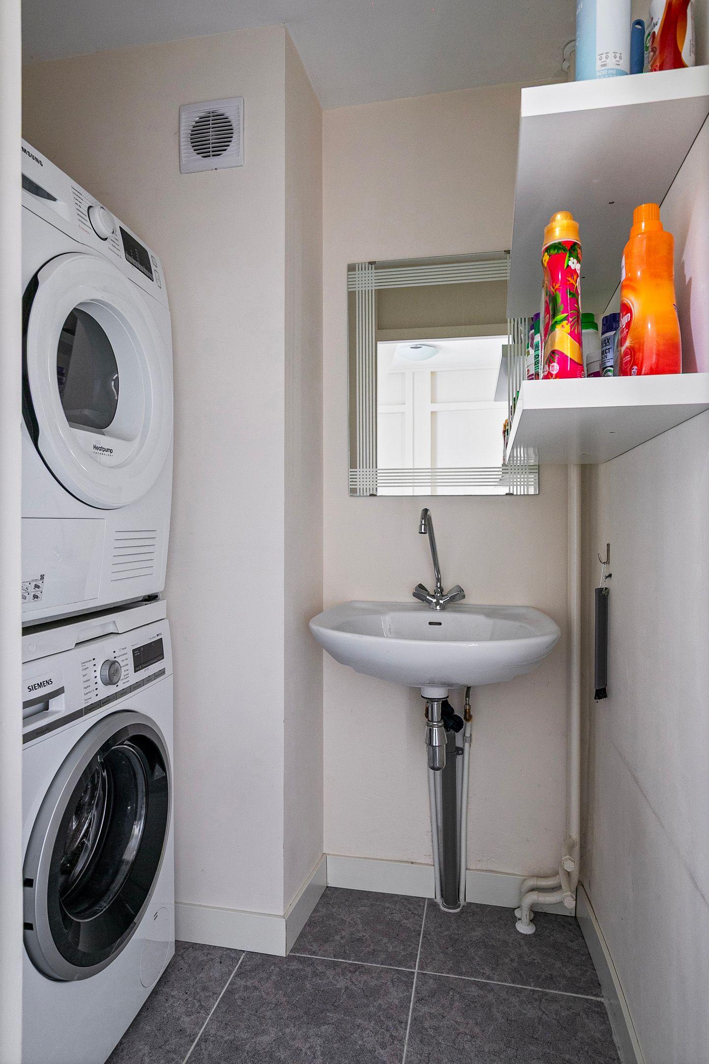 Photo 25 of Anjerstraat 40