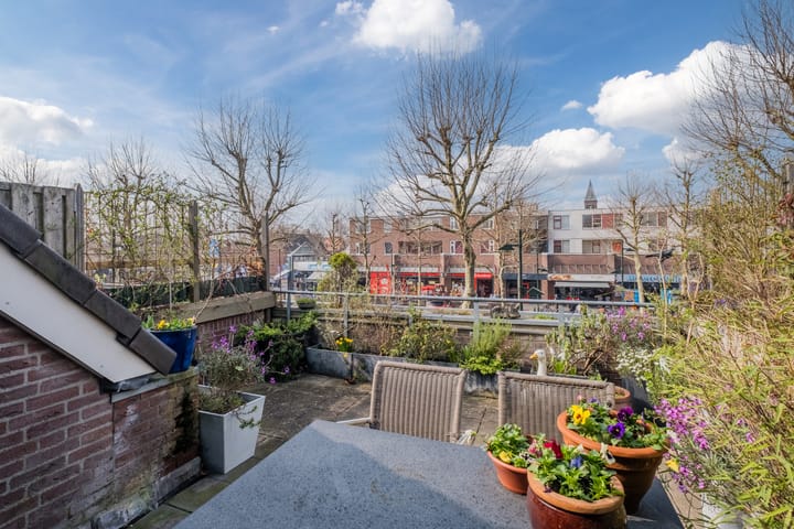 Foto 21 van De Bus 12