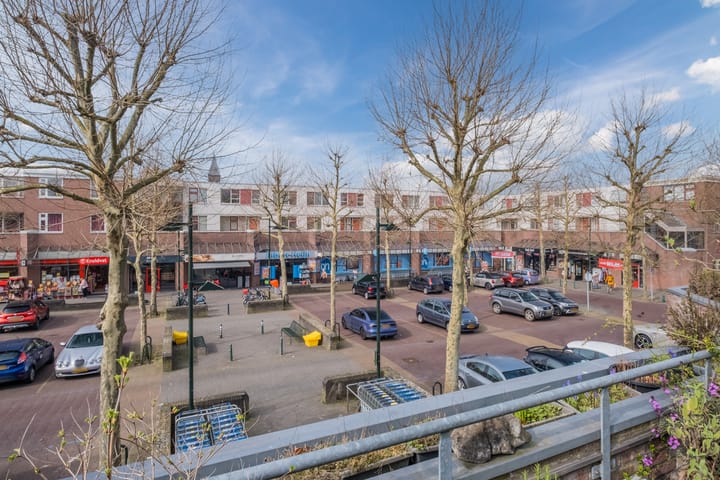 Foto 22 van De Bus 12