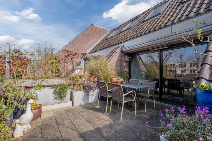 Foto 5 van De Bus 12