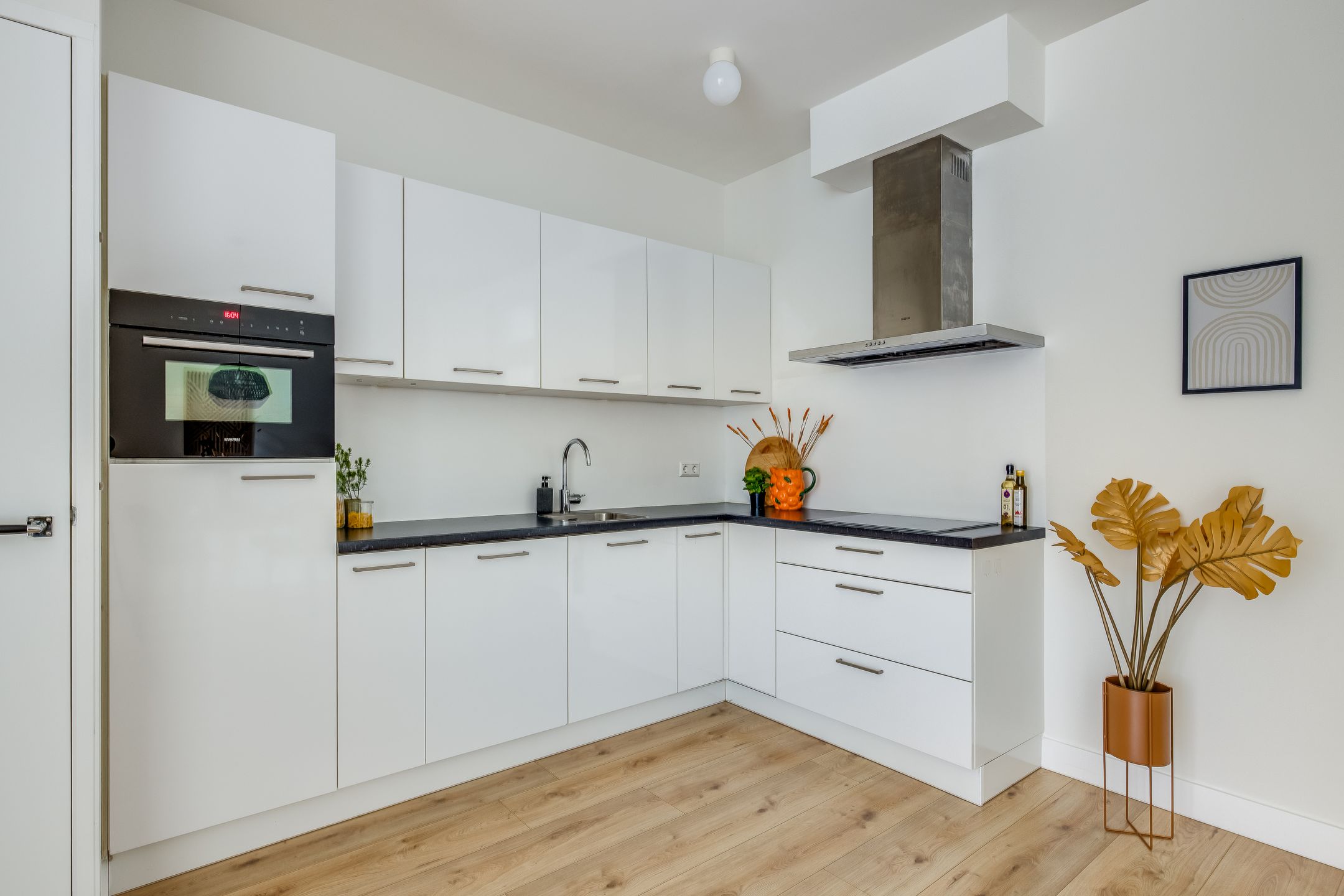 Foto 12 van Jan Pieterszoon Coenstraat 117