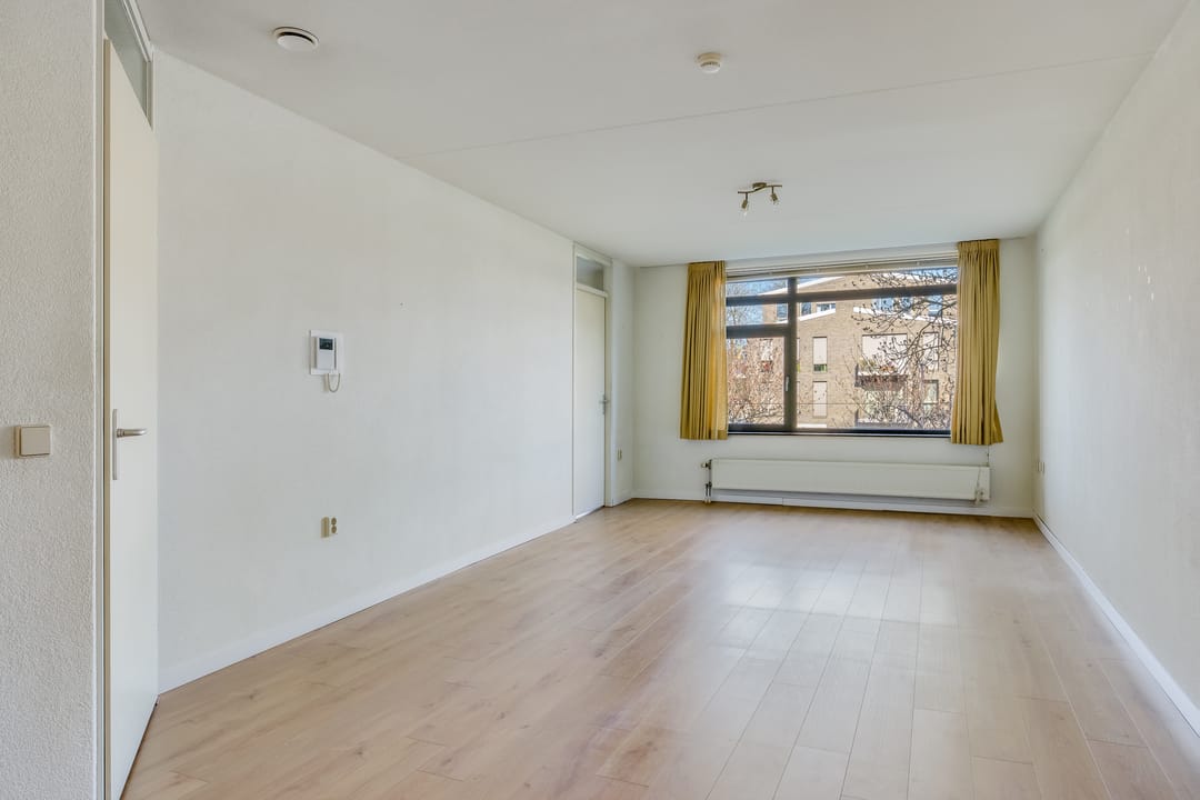 Photo 2 of Hendrika van Tussenbroeklaan 52