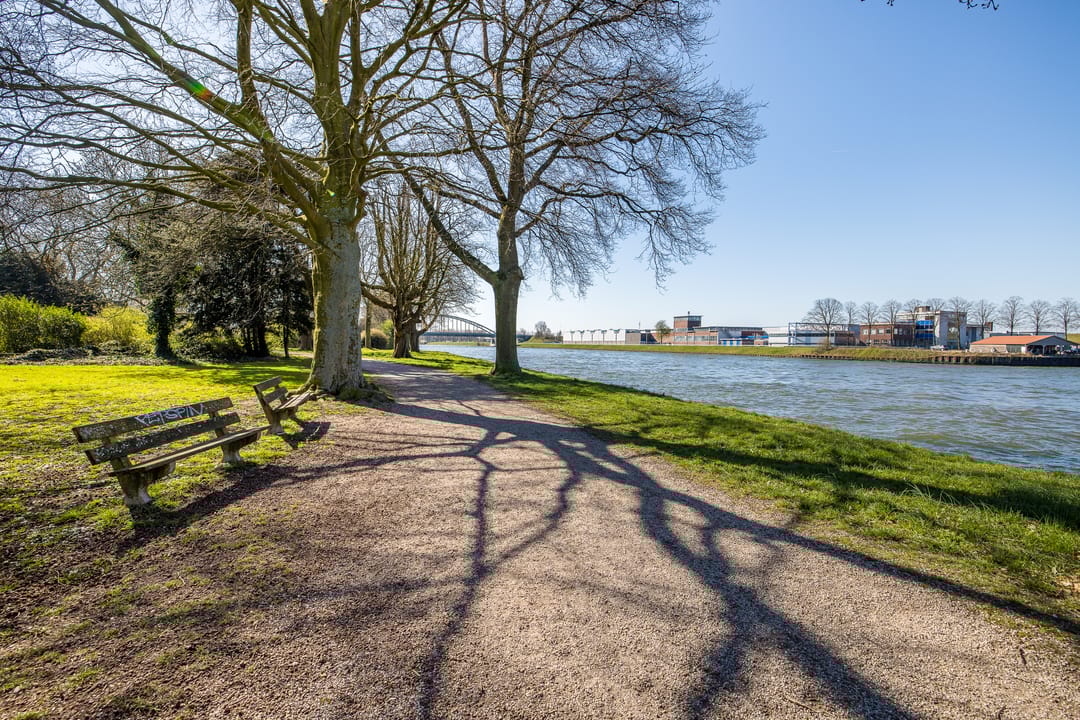 Photo 32 of Hendrika van Tussenbroeklaan 52