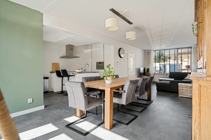 Photo 19 of De Lijnbaan 24