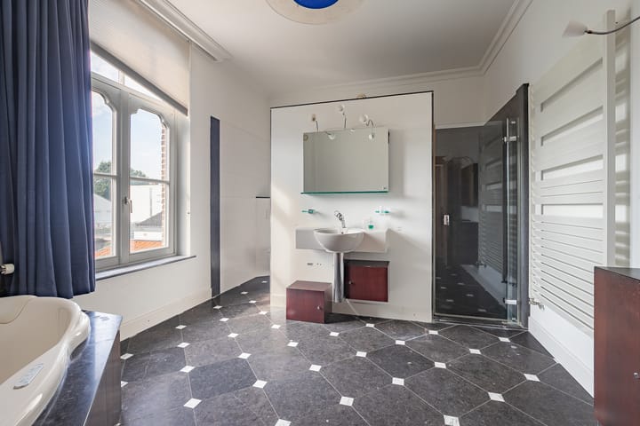 Foto 15 van Tongerseweg 241