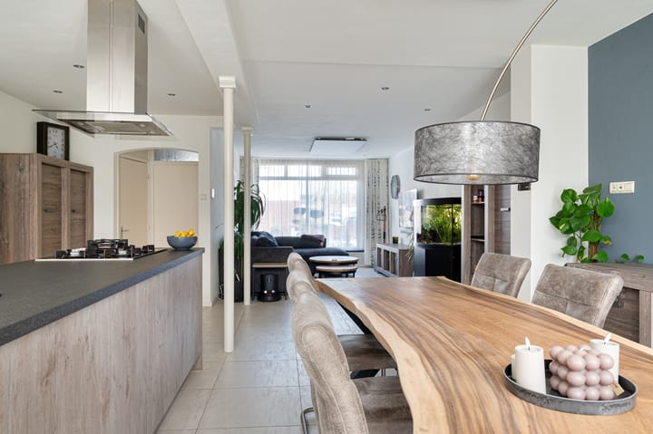 Foto 13 van Merodestraat 4