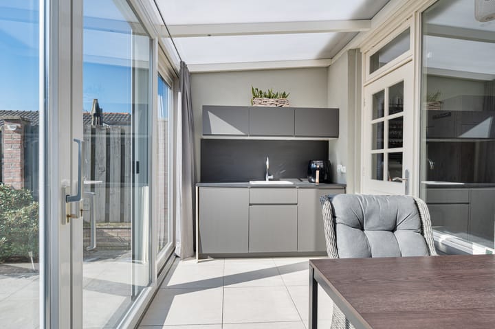 Foto 15 van Merodestraat 4