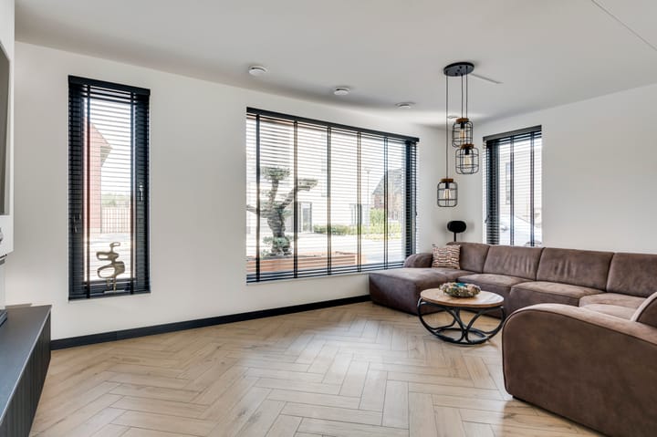 Foto 10 van De Tegelarije 1-B