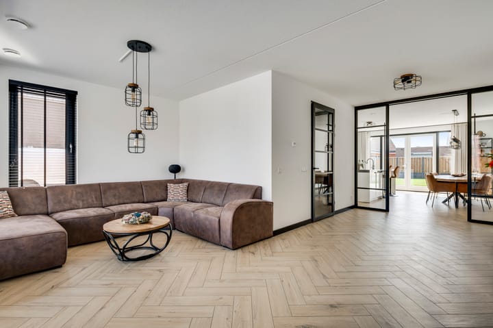 Foto 11 van De Tegelarije 1-B