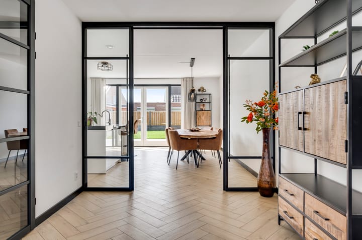 Foto 14 van De Tegelarije 1-B