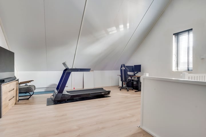 Foto 32 van De Tegelarije 1-B