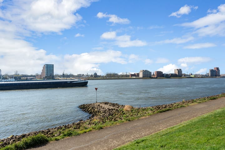 Photo 46 of Pontonniersweg 338