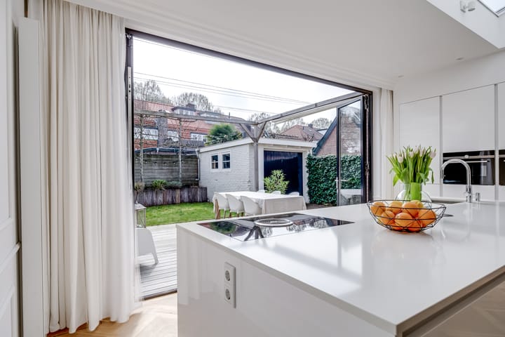 Photo 21 of Hugo de Grootstraat 3