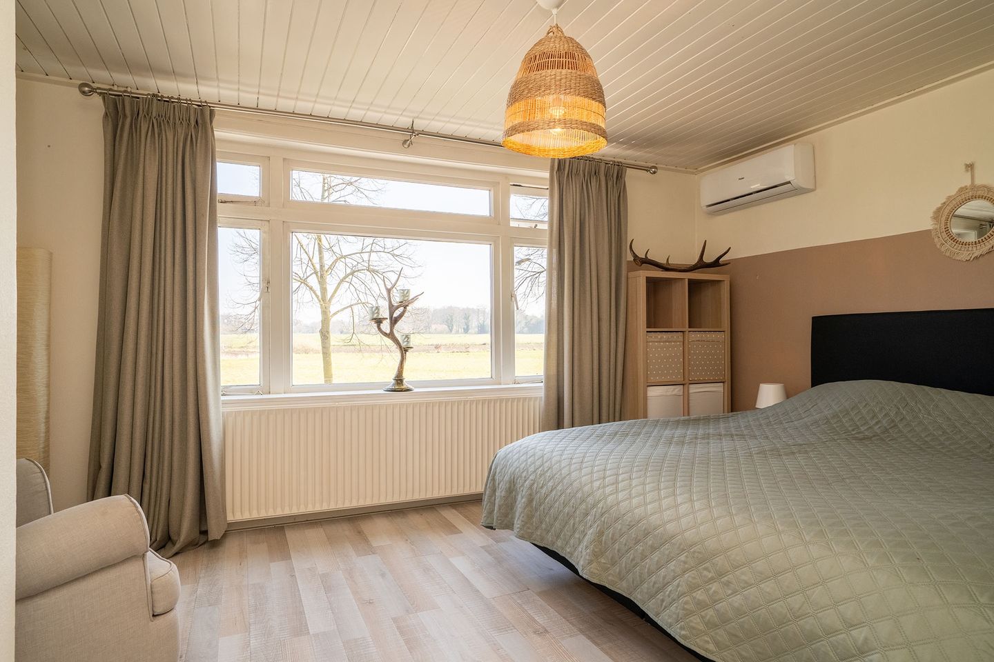 Photo 19 of Heutinkstraat 280